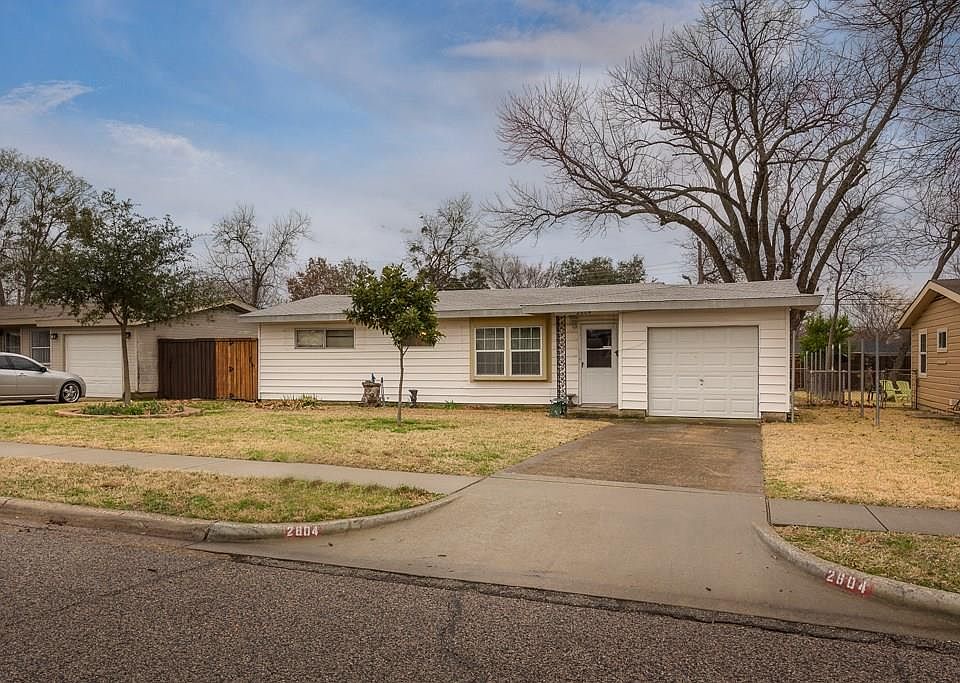 1st image of 2604 Hearthstone Dr