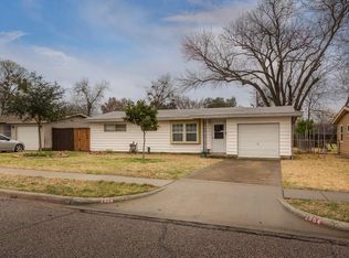 2604 Hearthstone Dr, Farmers Branch, TX 75234