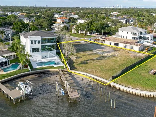 5102 W Longfellow Ave, Tampa, FL 33629