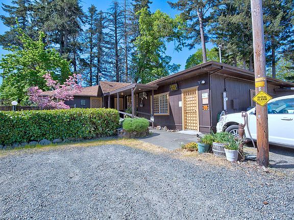 3rd image of 23760 Redwood Hwy