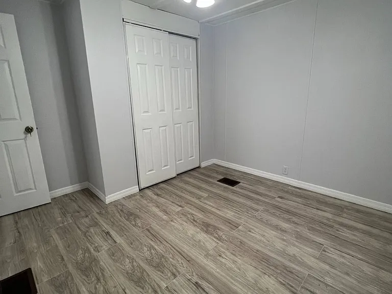 5210 State Road 33 N #30 — Photo 13