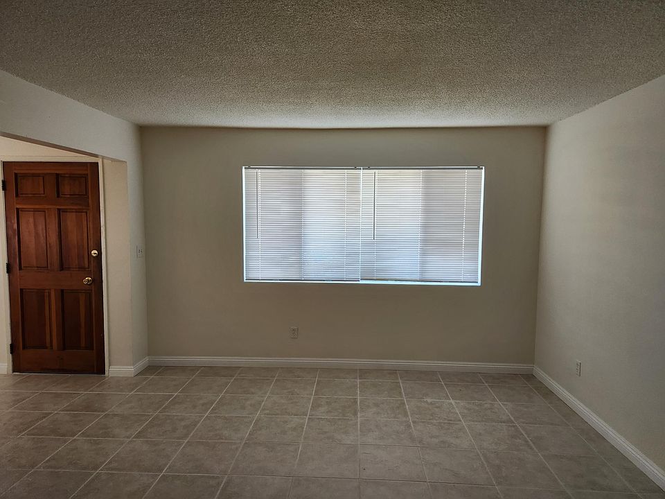 1st image of 2717 Dequine Ave