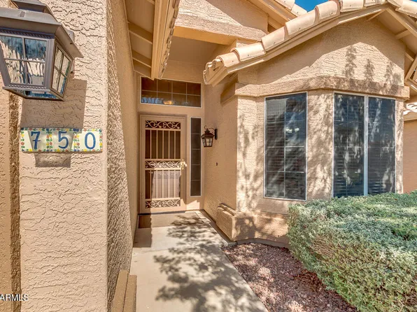 750 E BAYLOR Lane, Chandler, AZ 85225