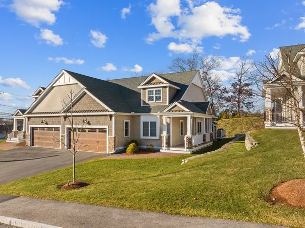 3 Fox Hill Ln #3, Dracut, MA 01826
