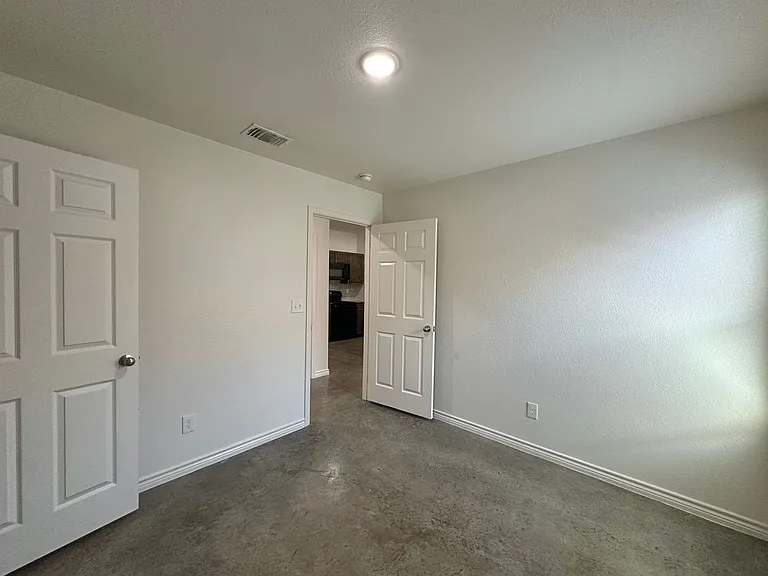 5814 Harriet Tubman Ave — Photo 17