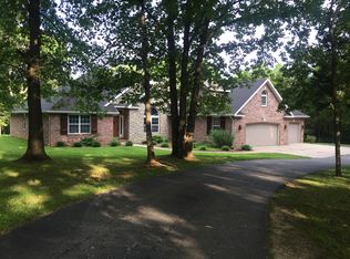 871 N White Tail Ct, Nixa, MO 65714