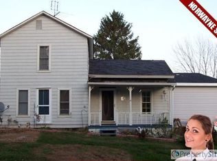 15593 Franchester Rd, Burbank, OH 44214