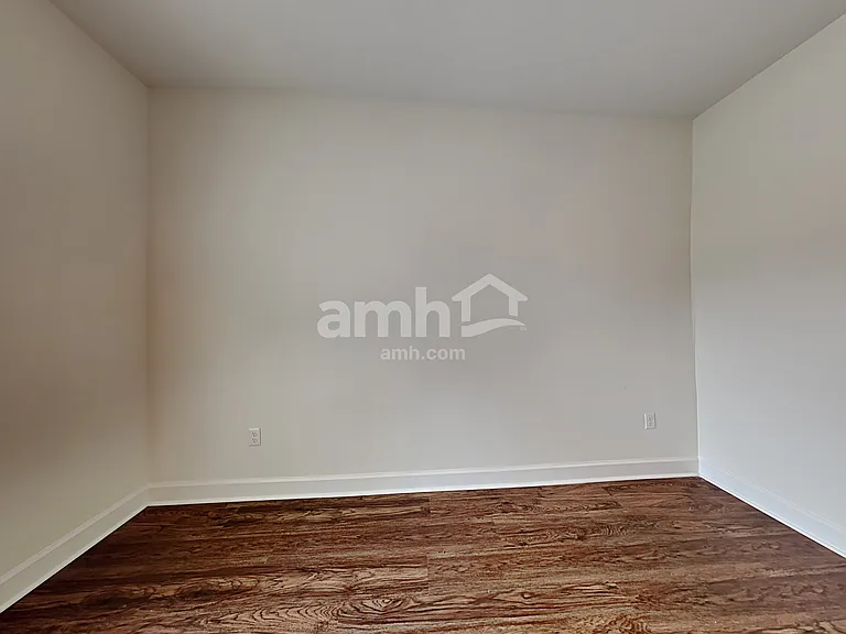 1096 Winter Stone St — Photo 7