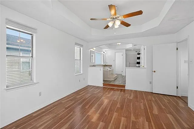 500 Marina Dr — Photo 17