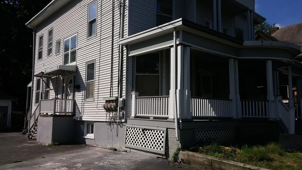 Willow Avenue, North Plainfield — Photo 1