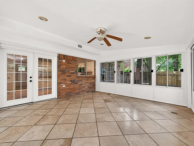 42 Rockridge Dr — Photo 32