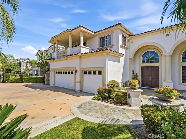17601 Edgewood Ln, Yorba Linda, CA 92886