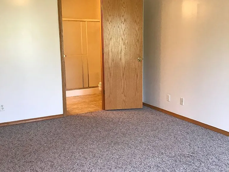 2417 W Deerfield St — Photo 11