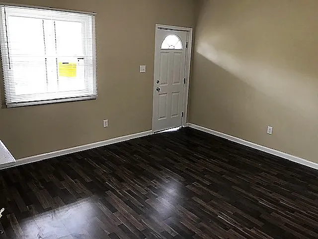 736 Boggs Ave — Photo 6