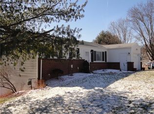 57 S Bridge Rd, Prosperity, PA 15329