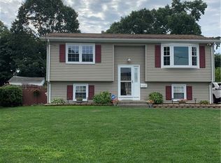 102 Harper Ave, Cranston, RI 02910