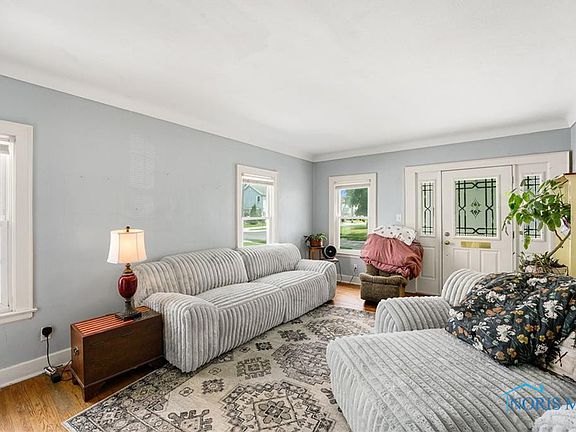 4th image of 4523 N Haven Ave