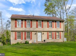 833 N Old Rd, Strasburg, PA 17579