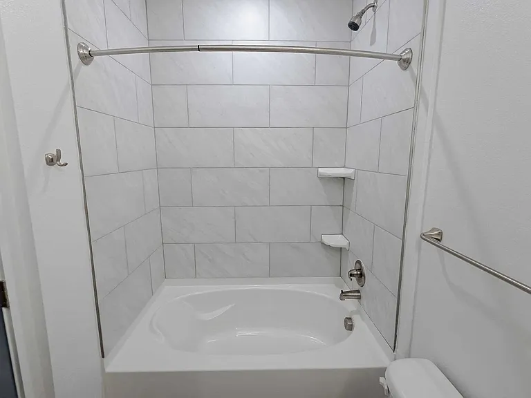 Forena Luxury Living — Photo 112