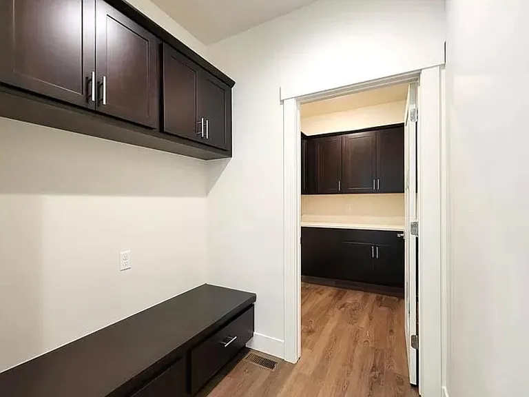 1604 Wyatt Earp Ct — Photo 33