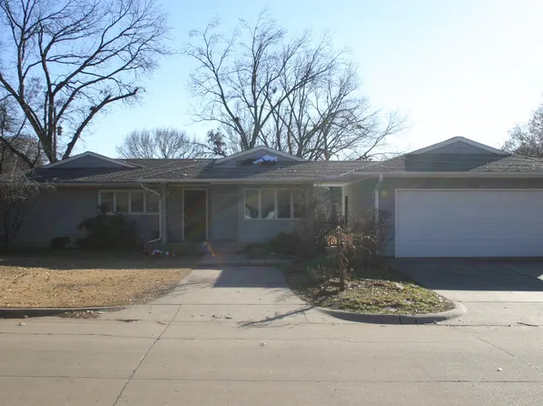 2135 W Sunset Dr, Stillwater, OK 74074