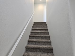 1584 Arlington Ave, Woodburn, OR 97071