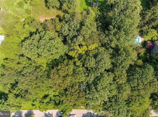 17100 Clear Creek Dr, Silver Spring, MD 20905