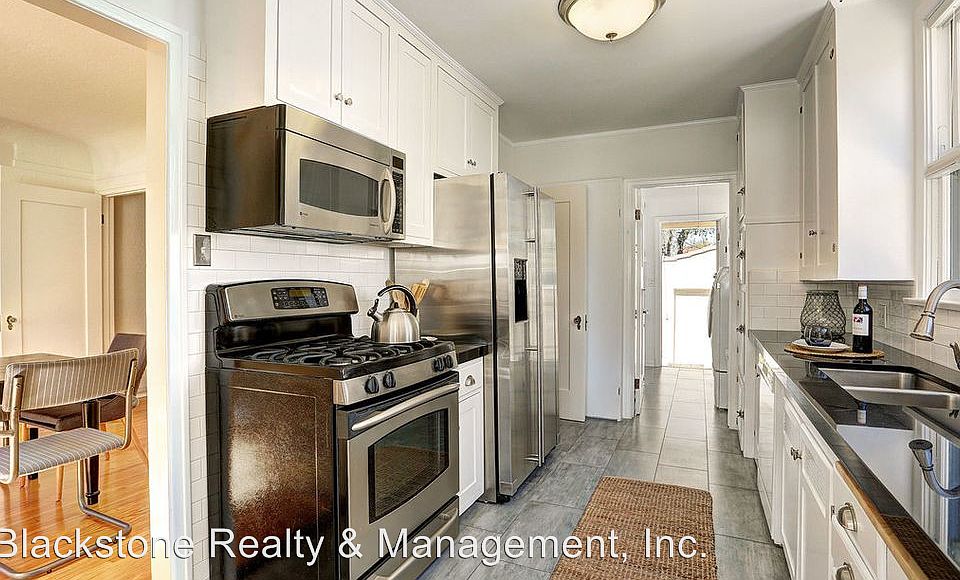 1st image of 1041 E Palm Ave