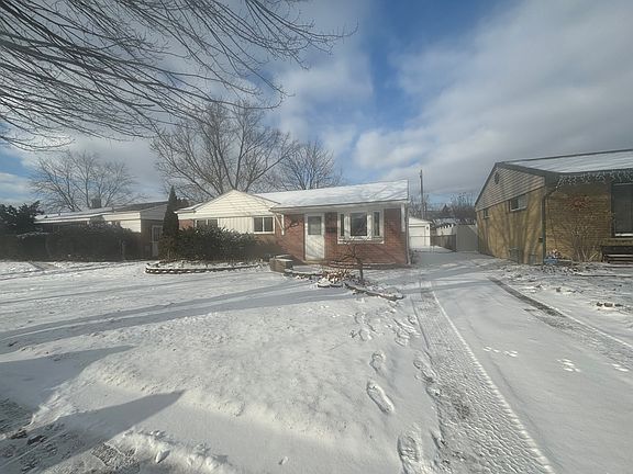 2nd image of 30746 Steinhauer St
