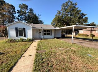 1601 W 2nd St, Russellville, AR 72801