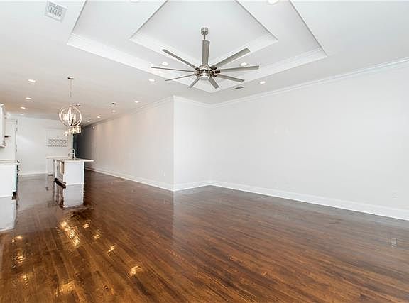 4th image of 3232-34 Delachaise St