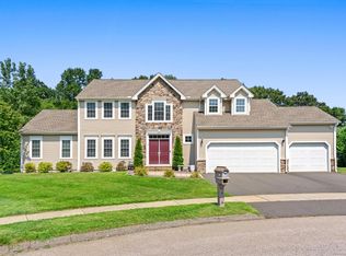 8 Deming Ln, Cromwell, CT 06416