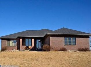 7100 Princeton Rd, Firth, NE 68358