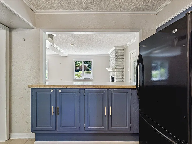 1532 Christine Cv — Photo 12