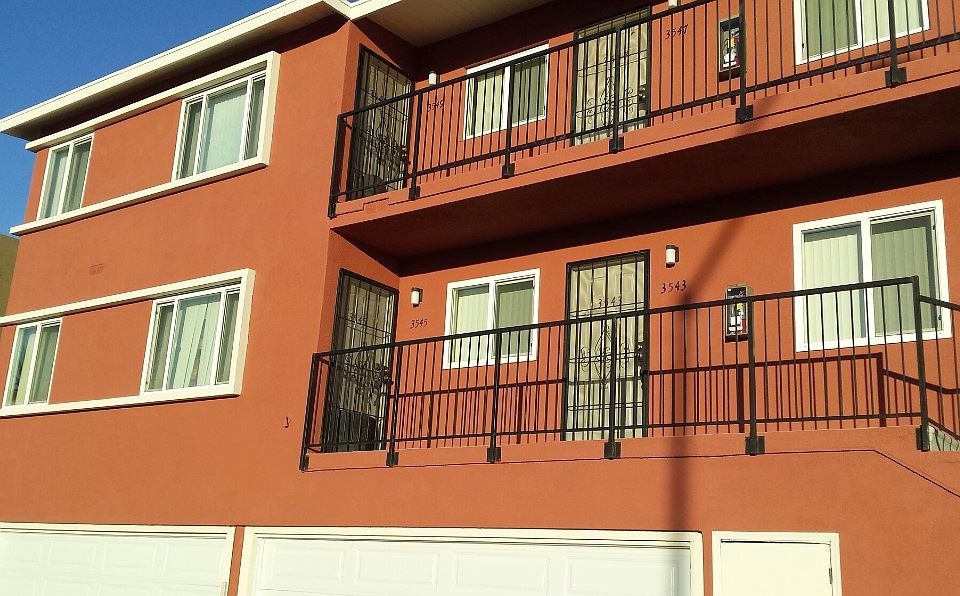 1st image of 3547 6th Ave #3547
