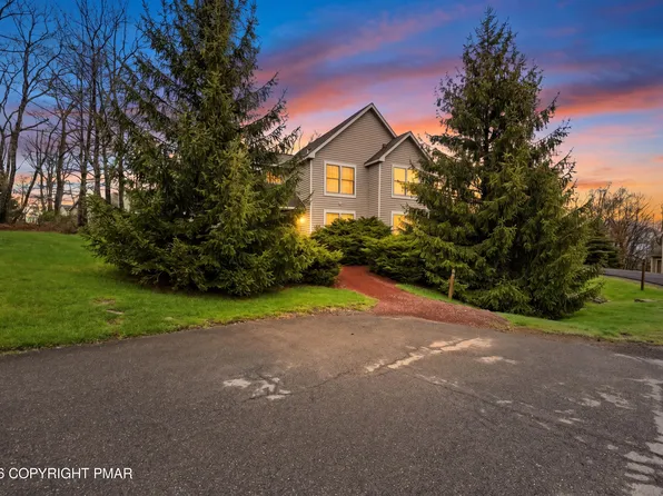187 Hawthorne Ct, Tannersville, PA 18372