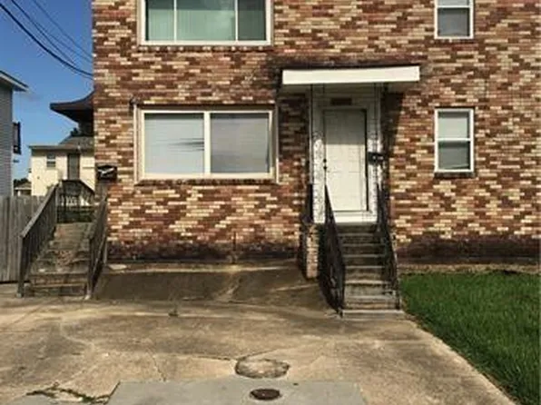 6207 Wainwright Dr, New Orleans, LA 70122