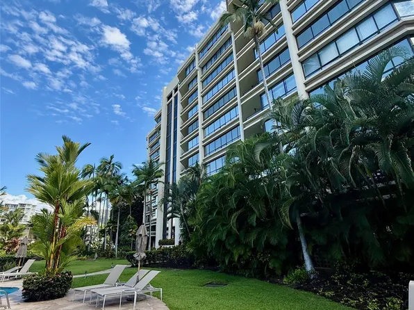 1525 Wilder Ave APT 803, Honolulu, HI 96822