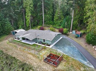 4621 Deer Lake Rd, Clinton, WA 98236