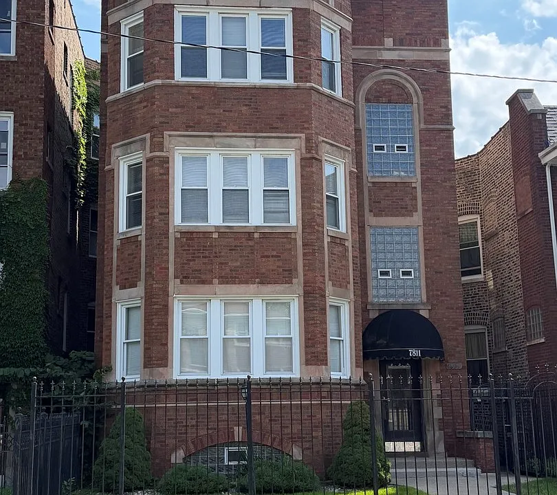 7811 S Constance Ave #2