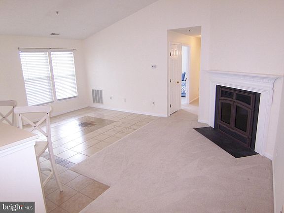 4th image of 1403 Sage Ln APT L