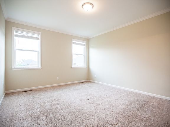 5th image of 2124 Kirkwood Dr
