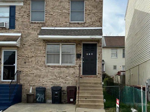 214 8th Ave, Wilmington, DE 19805