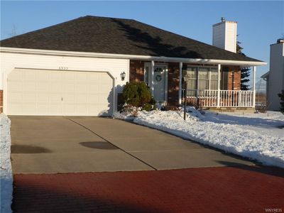 6933 Deborah Ln, Niagara Falls, NY, 14304