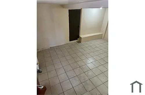 208 E Crosby Ave #6 Photo 1