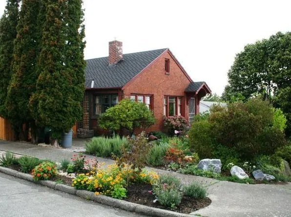 7791 11th Ave SW, Seattle, WA 98106