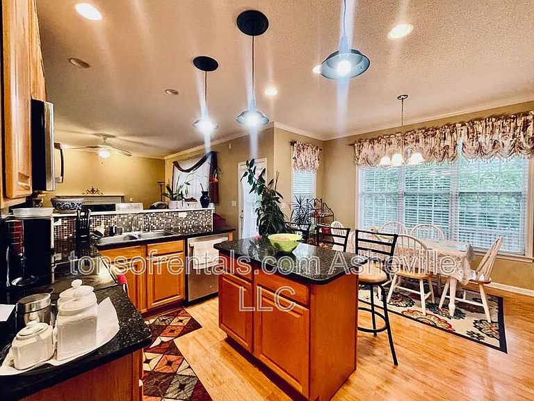51 Yorktown Cir — Photo 12