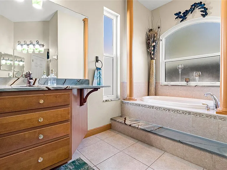 10206 Shooting Star Ct — Photo 26