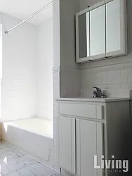 Rented by Living New York