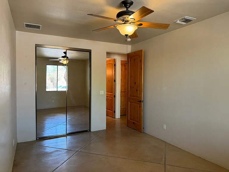 1717 N Baxter Dr — Photo 64